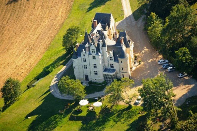 Отель Domaine De Brou Нуаян-де-Турен Экстерьер фото