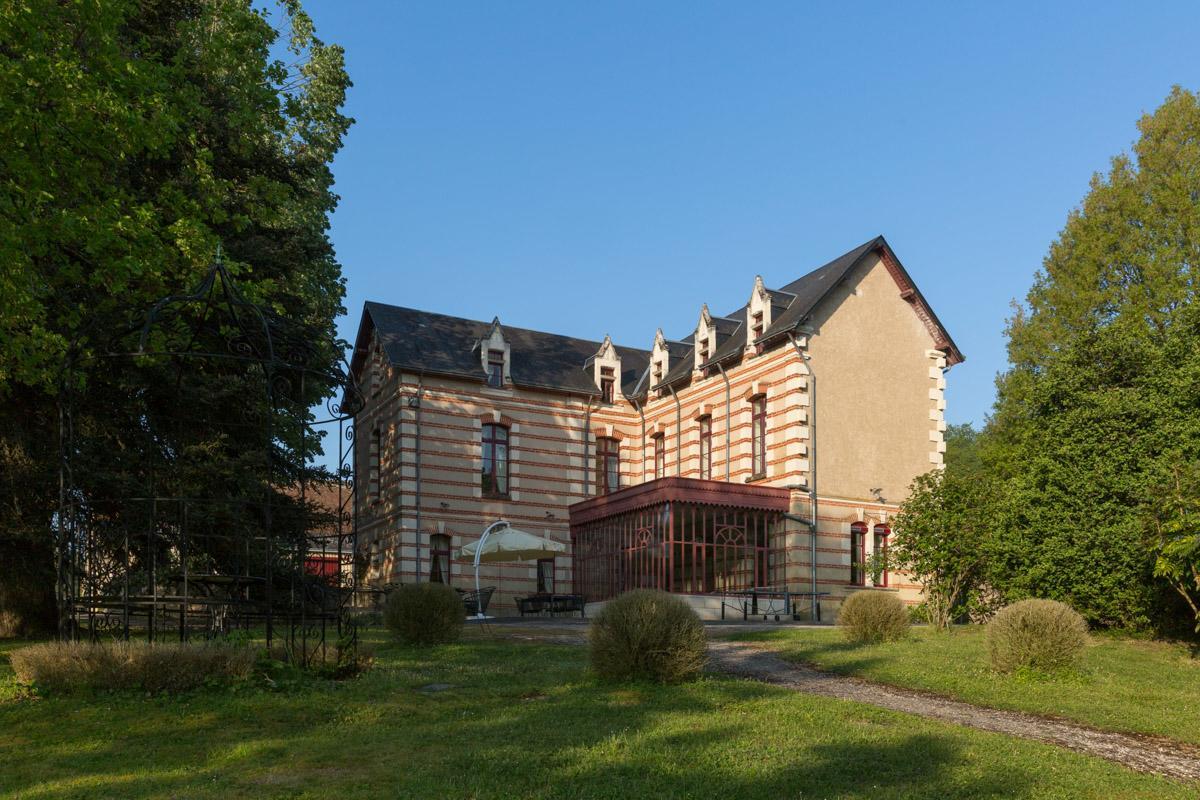Отель Domaine De Brou Нуаян-де-Турен Экстерьер фото